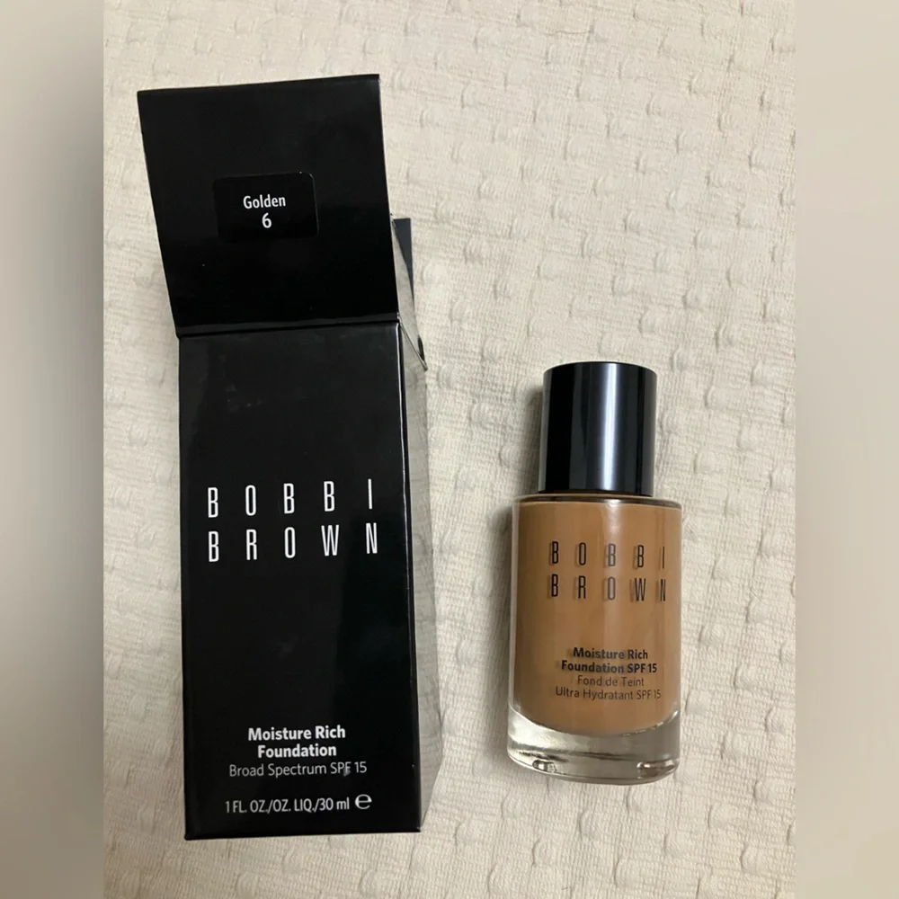 Bobbi Brown Moisture Rich Foundation SPF‎ 15 - Golden 6 Light-Med Skin Tone NIB
